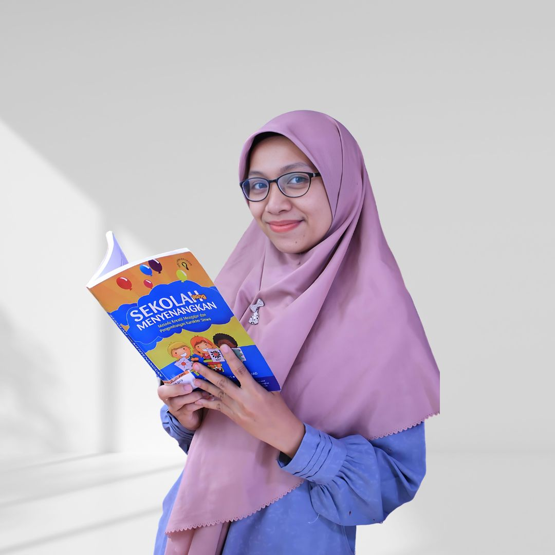 Kepala Sekolah PAUD Cikal Gemilang